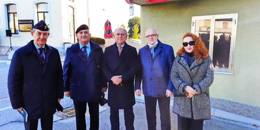 В итальянском городе Муццана-дель-Тургнано, состоялось открытие мемориала.