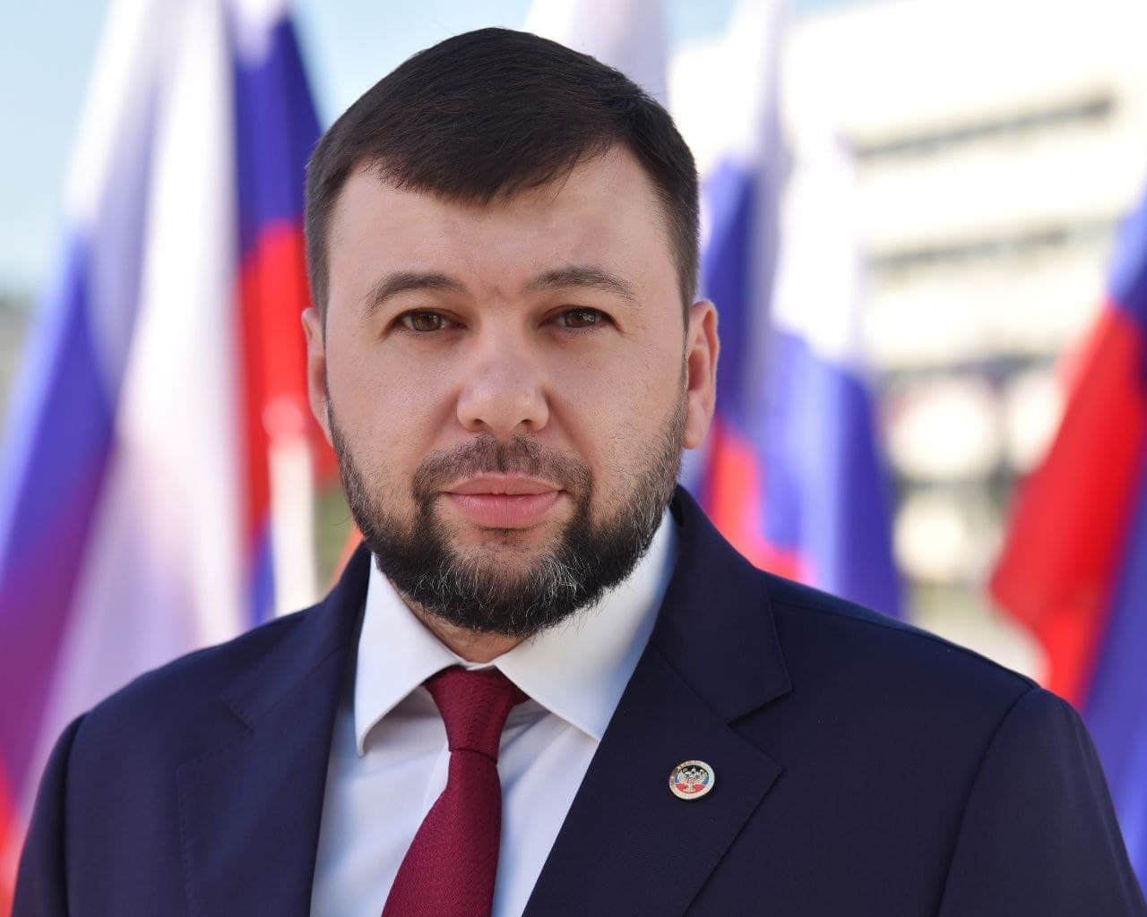 Chapter  In the Donetsk People’s Republic, I wish the readers of the online publication “Embassy Life” a Happy New Year and Merry Christmas!