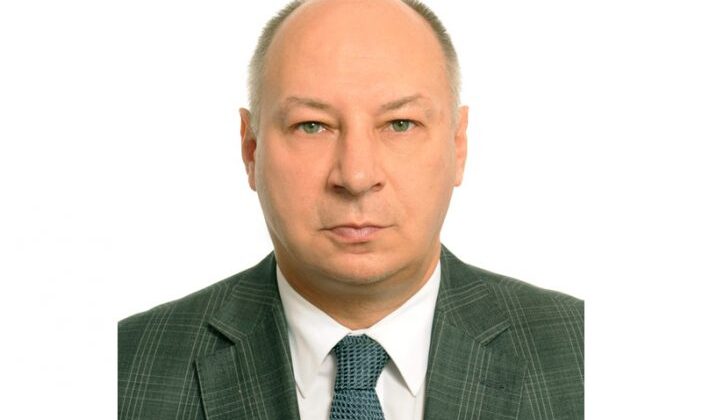(Русский) Поздравление читателям издания «Посольская жизнь» от Чрезвычайного и Полномочного Посла Российской Федерации в Гвинейской Республике и Республике Сьерра-Леоне по совместительству Вадима Владиленовича Разумовского